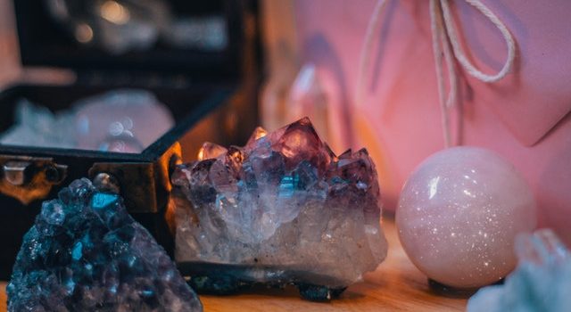 How To Look Out For The Best Crystal Suppliers In Australia
